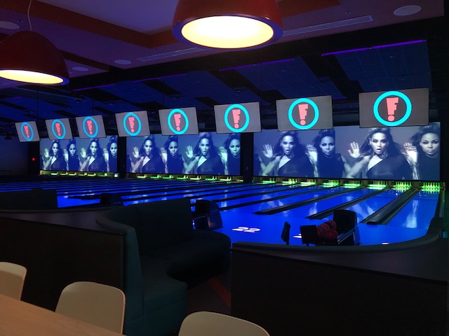 Frankie's Fun Park - bowling alley